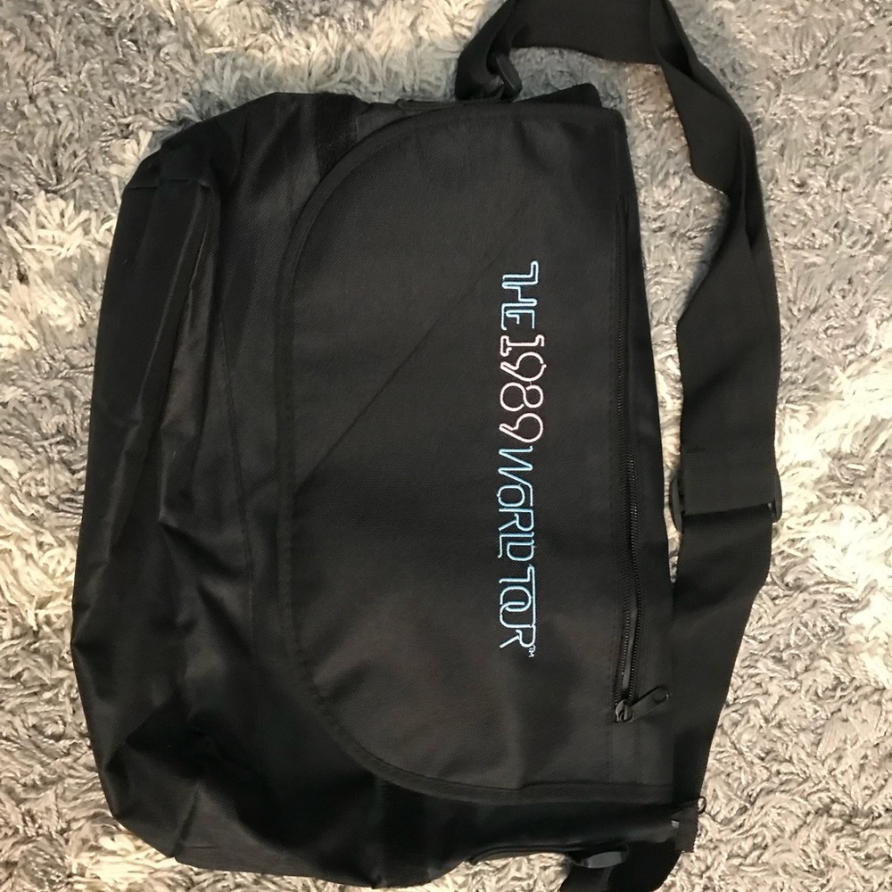 Taylor Swift The 1989 World Tour Bag